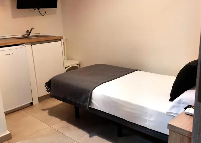 Casa Miguel * מארבלה
